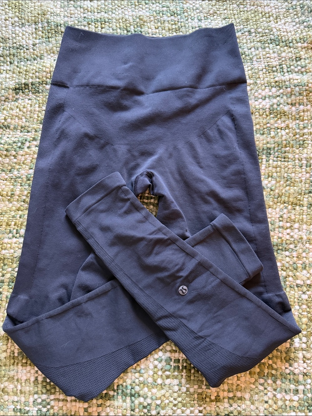 Lumulemon Grey Legging - Picture 6 of 6